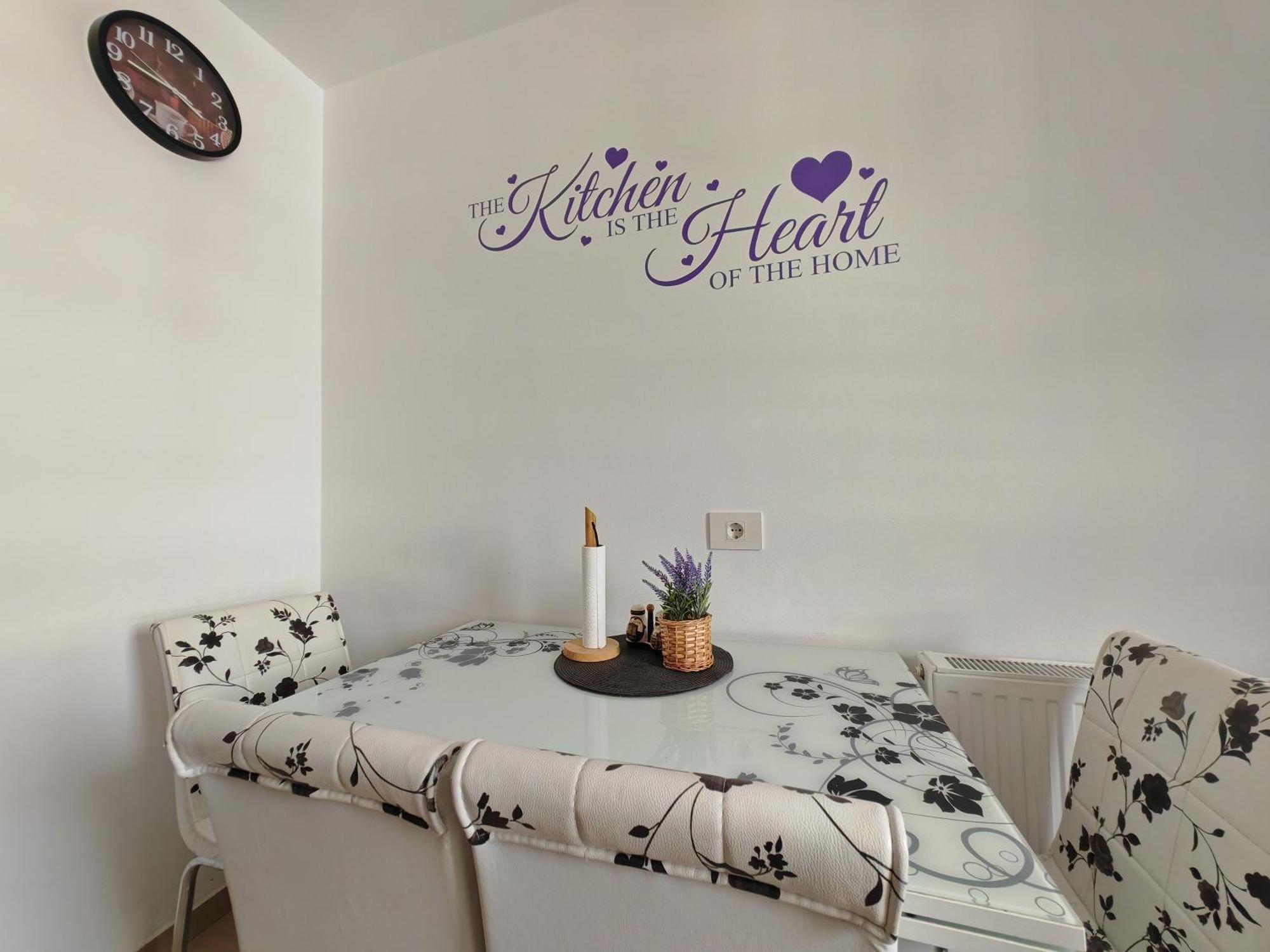 Luxurious Landing Apartment Braşov Exterior foto